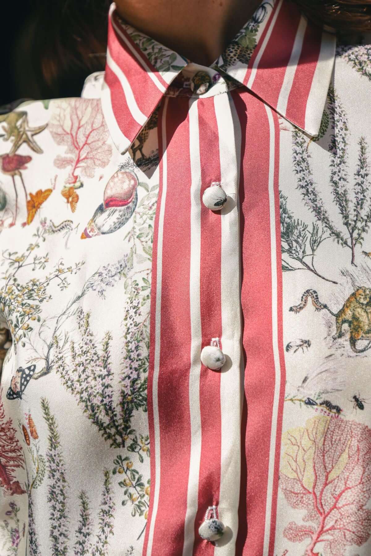 Camicia Elisabeth: in twill di seta ricordi di estate