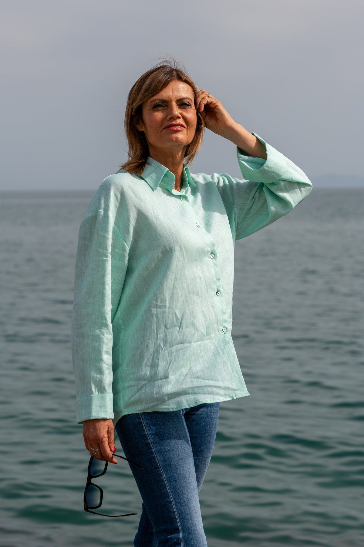 Camicia Capri in lino acquamarina