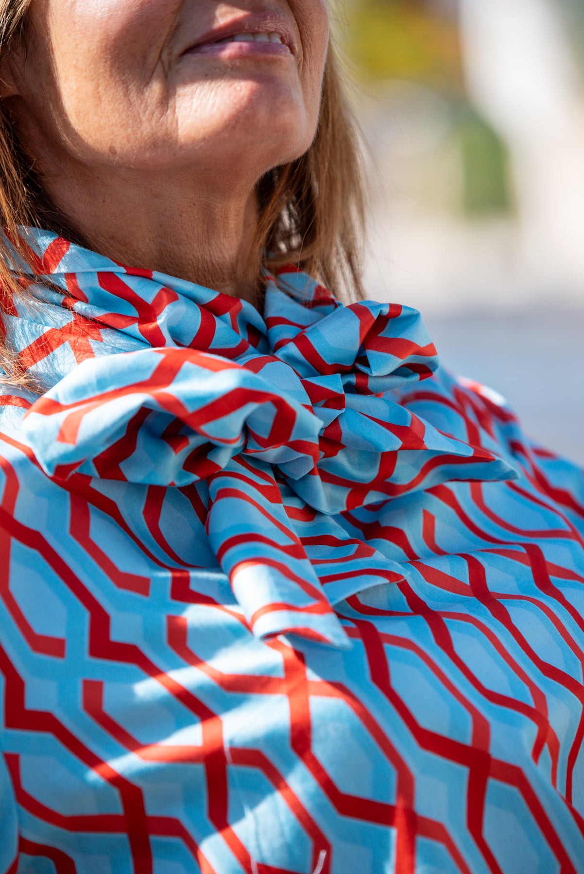 Blusa danza rossa con foulard