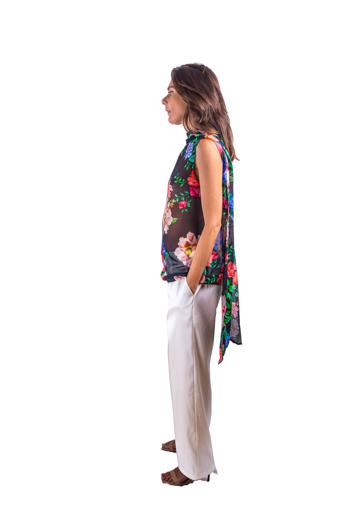 Top Letizia Giardini di Ninfa con base nera in chiffon