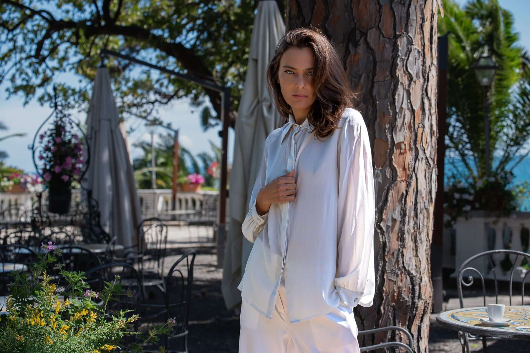 Elisabeth Shirt: Timeless Elegance in Solid Color Crepe de Chine