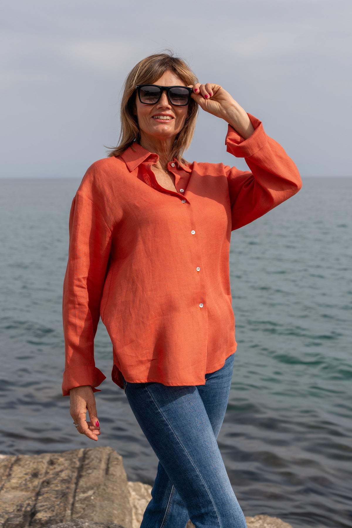 Camicia Capri in lino corallo