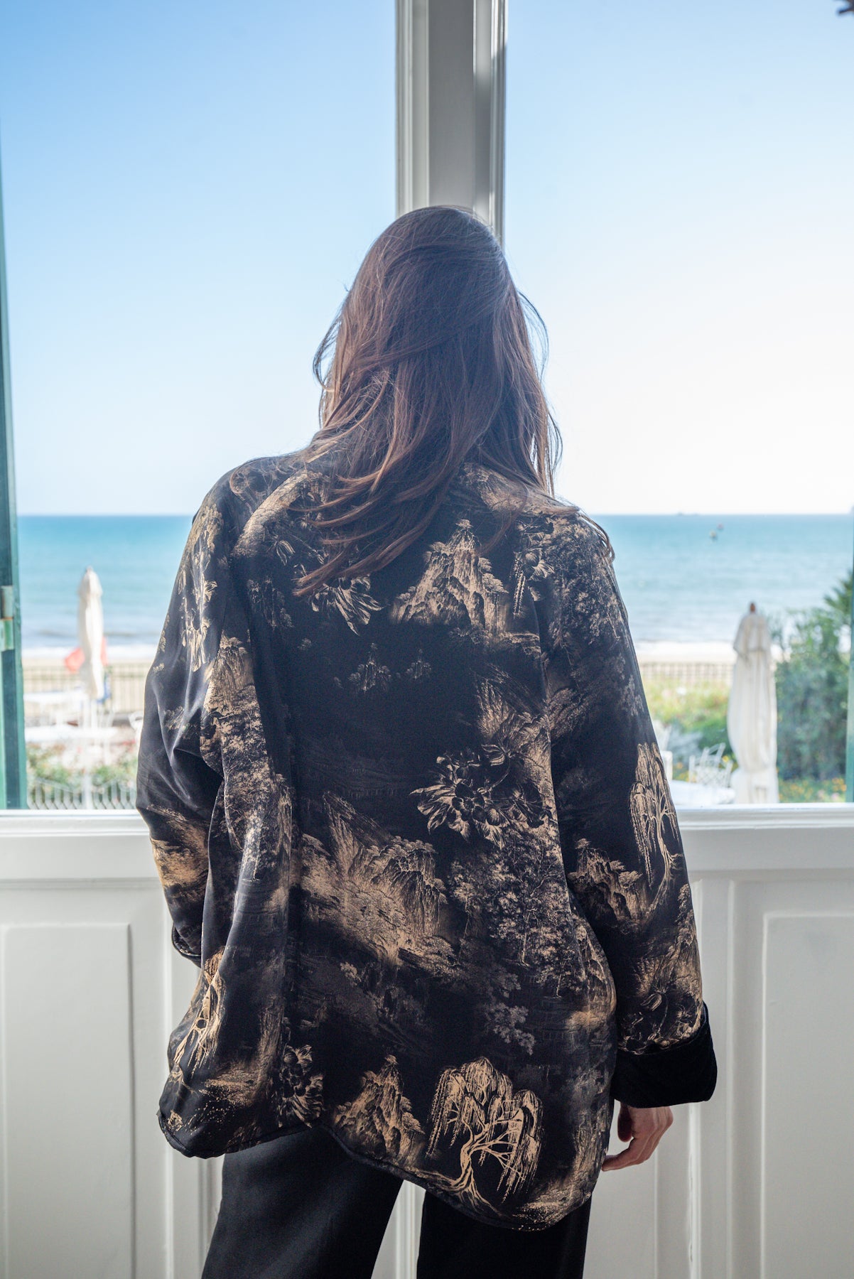 Piumino Reglan Reverso in Velluto e nero Oriente