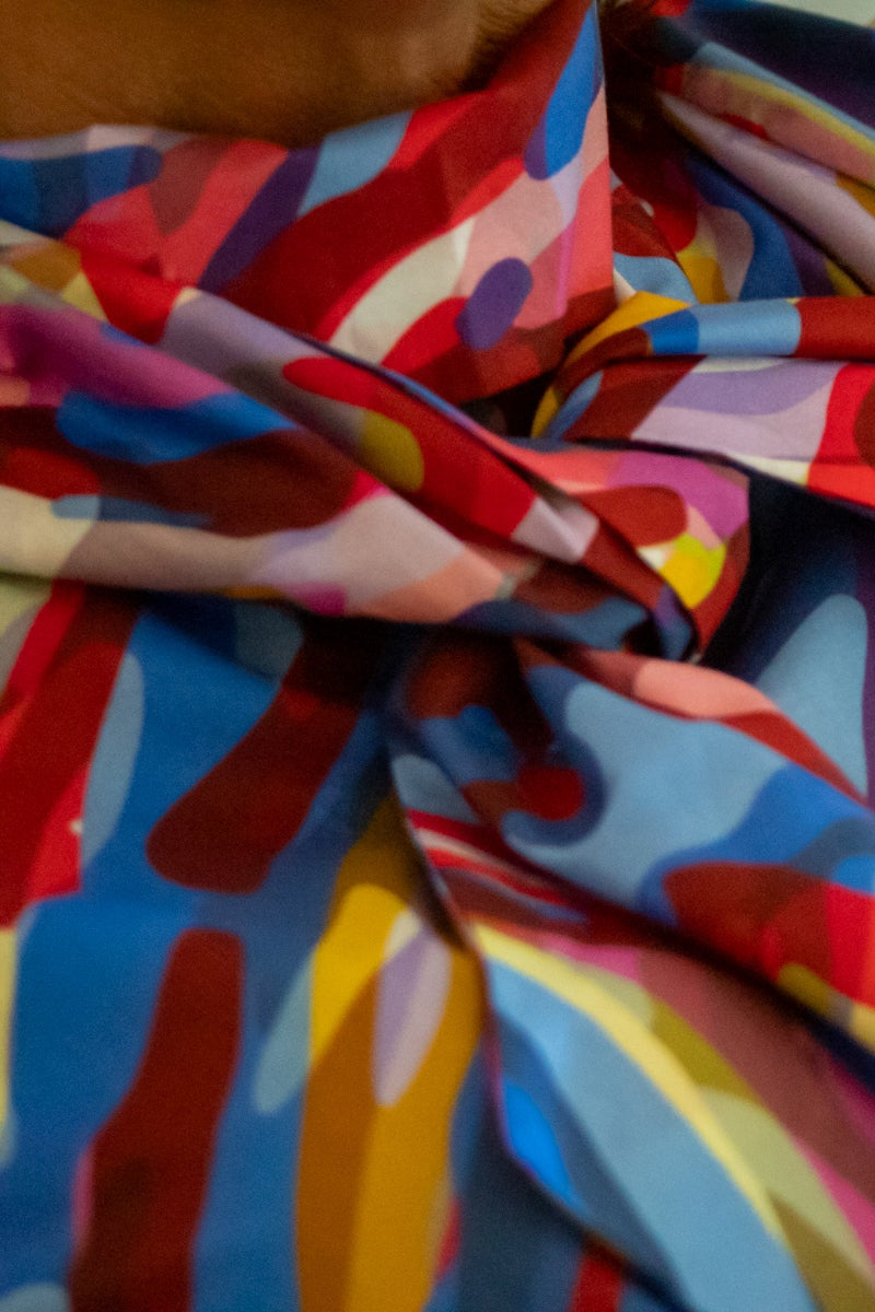 Blusa macchie di pittura