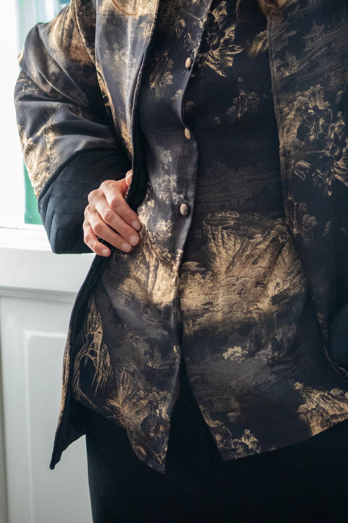 Piumino Reglan Reverso in Velluto e nero Oriente